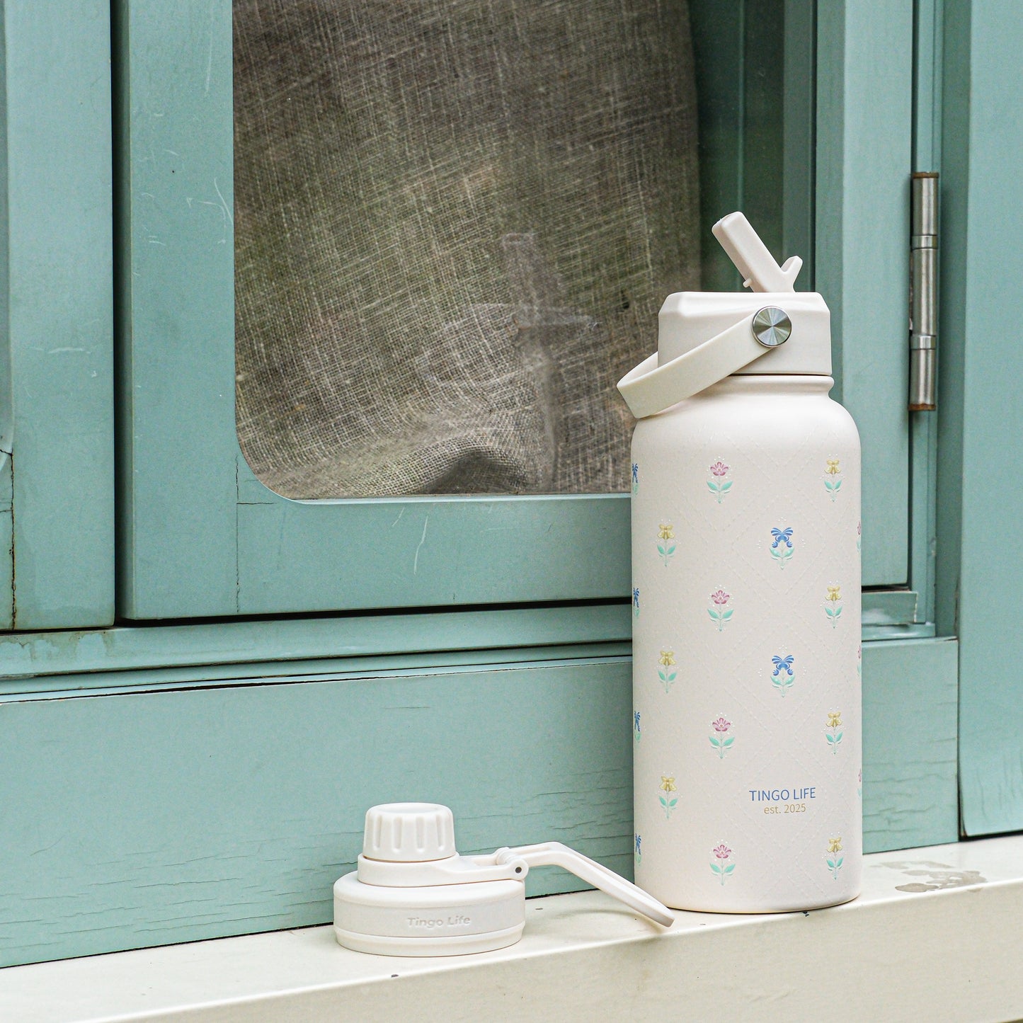 Tingo Life 32oz/1000ml Insulated Stainless steel water bottle - Iris Flower Design